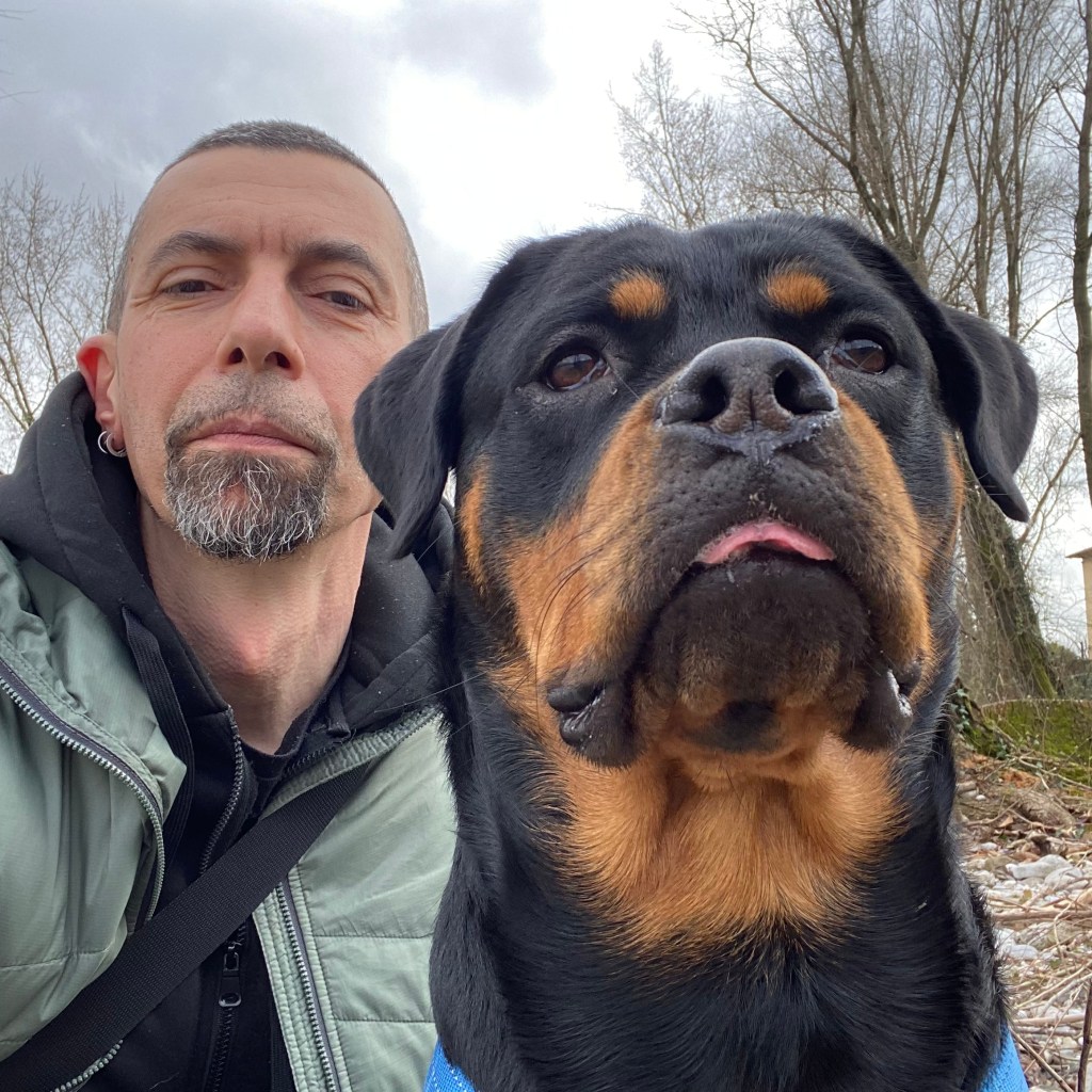 Il cane come specchio di noi stessi: paura, aggressività e rapporto con la nostra parte&nbsp;animale